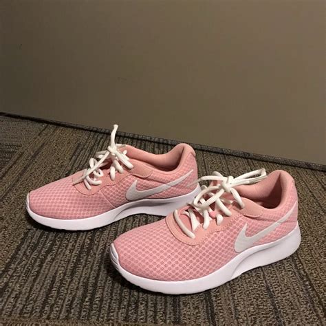 women's athletic shoes fake nikes|women's casual nike shoes.